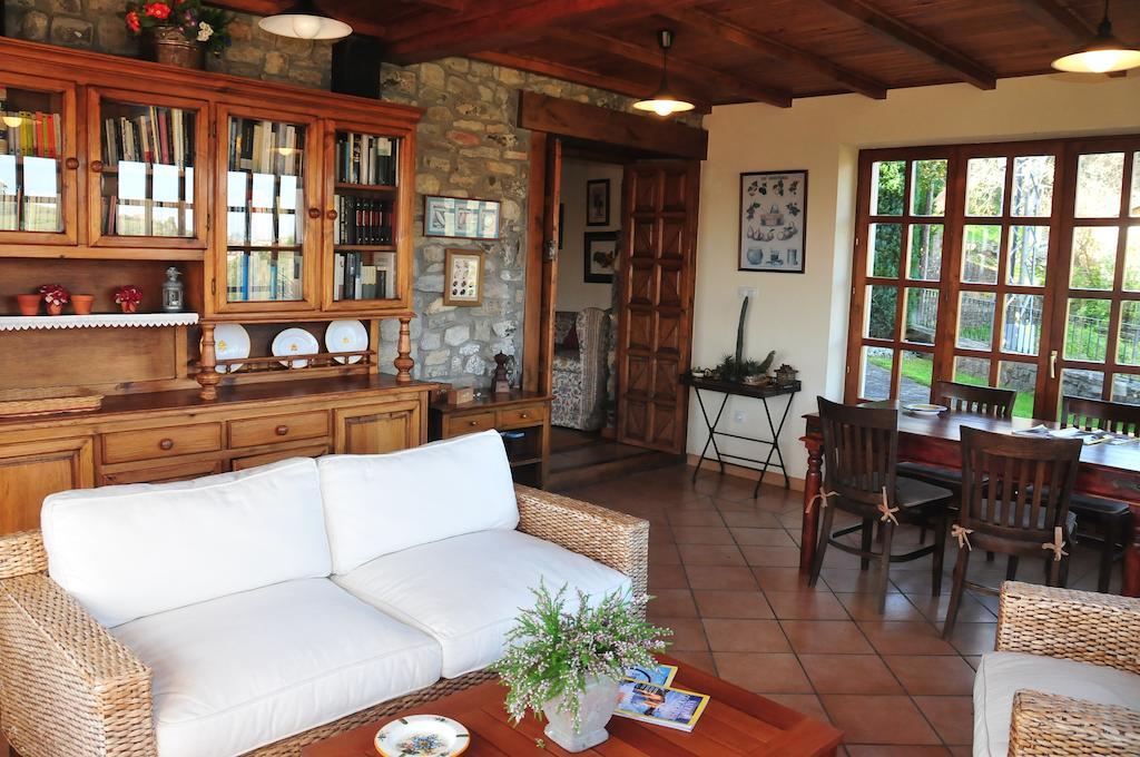 Casa Rural Llugaron I Миравальес Экстерьер фото